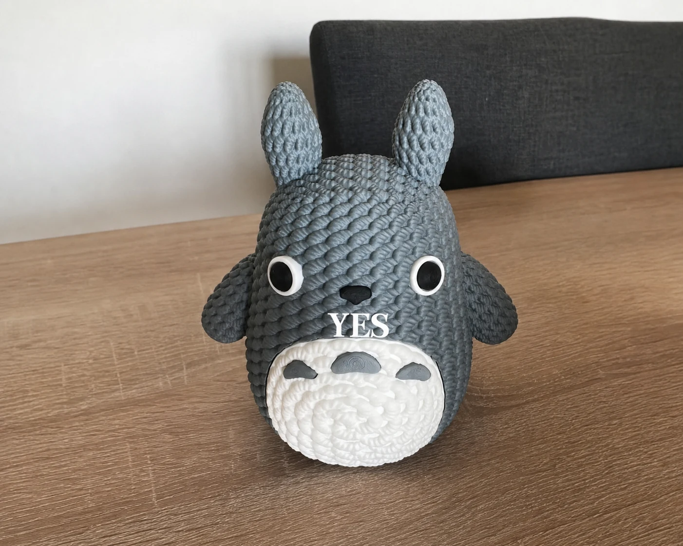 Totoro con efecto tejido
