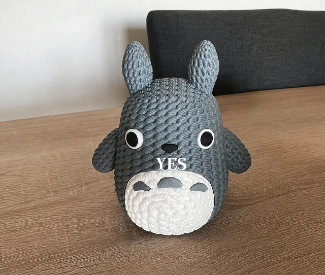 Totoro con efecto tejido