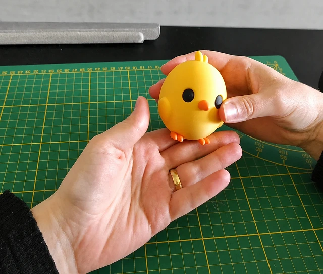 Huevo sorpresa con pollito
